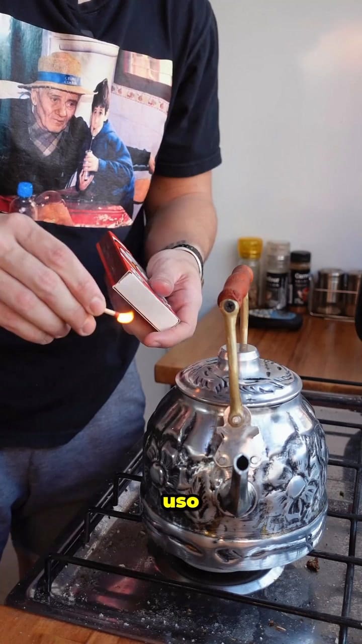 Mate De Leche .Te Amo Abu, Te Mando Un Abrazo.por Acá Todo Bien. Gracias Por Mandarme A Noly Para Que Esté Conmigo .Ya Voy A Mejorar Con Los ..#Facu #Elchicodelmate #Mate #Abue