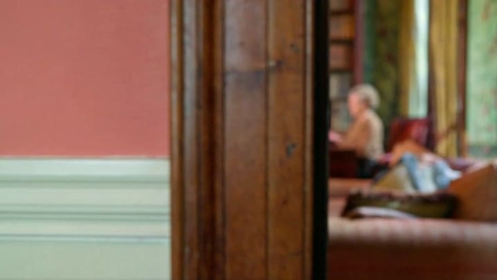 El video de BBC de Agatha Christie con inteligencia artificial recreado para dar clases de literatura