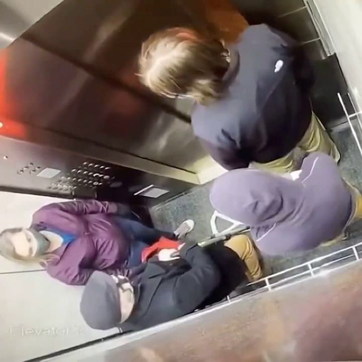 Le tosió en la cara a un anciano sin saber que practicaba artes marciales - Fuente: Twitter