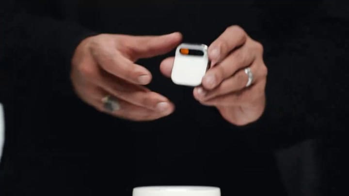 Así es el prendedor inteligente AI Pin