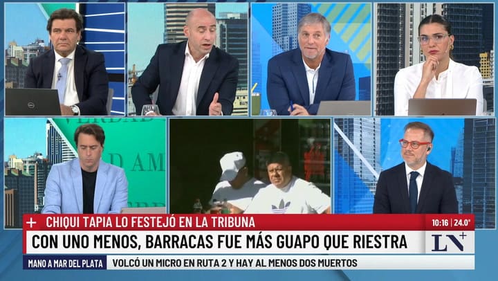 Chiqui Tapia lo festejo en la tribuna