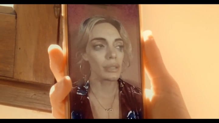 Tráiler de Victoria, psicóloga vengadora (2021) (Crédito: Little Bull)