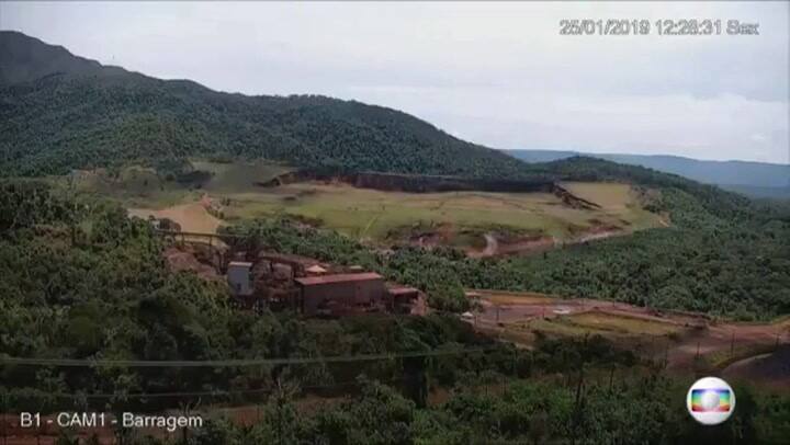 El momento exacto de la rotura del dique de Brumadinho - Fuente: Twitter