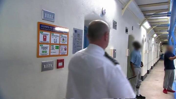 Así es la prisión de Wandsworth donde está detenido Julian Assange - Fuente: YouTube