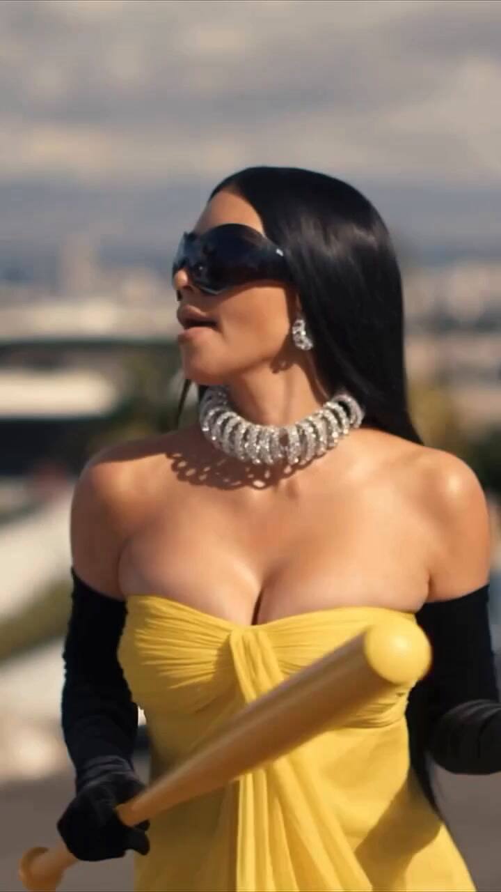 Kim Kardashian from the ``Anything Goes'' series