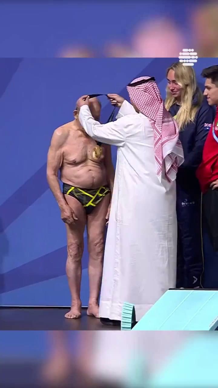 Taghi Asgari tiene 100 años y está compitiendo en el campeonato mundial