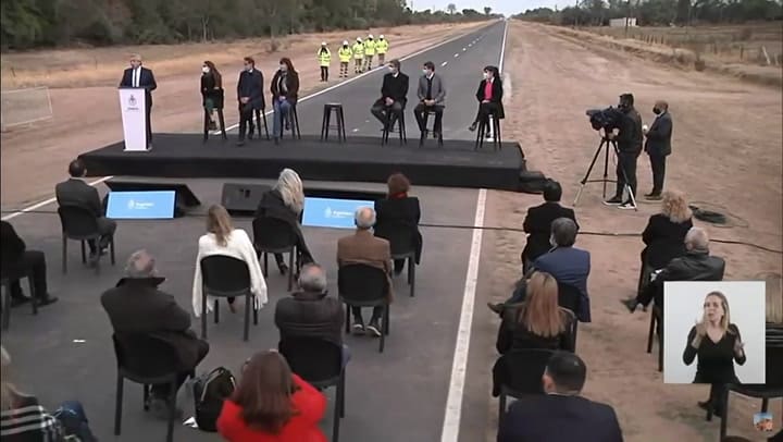 Alberto Fernández imitó el tono riojano de su padre