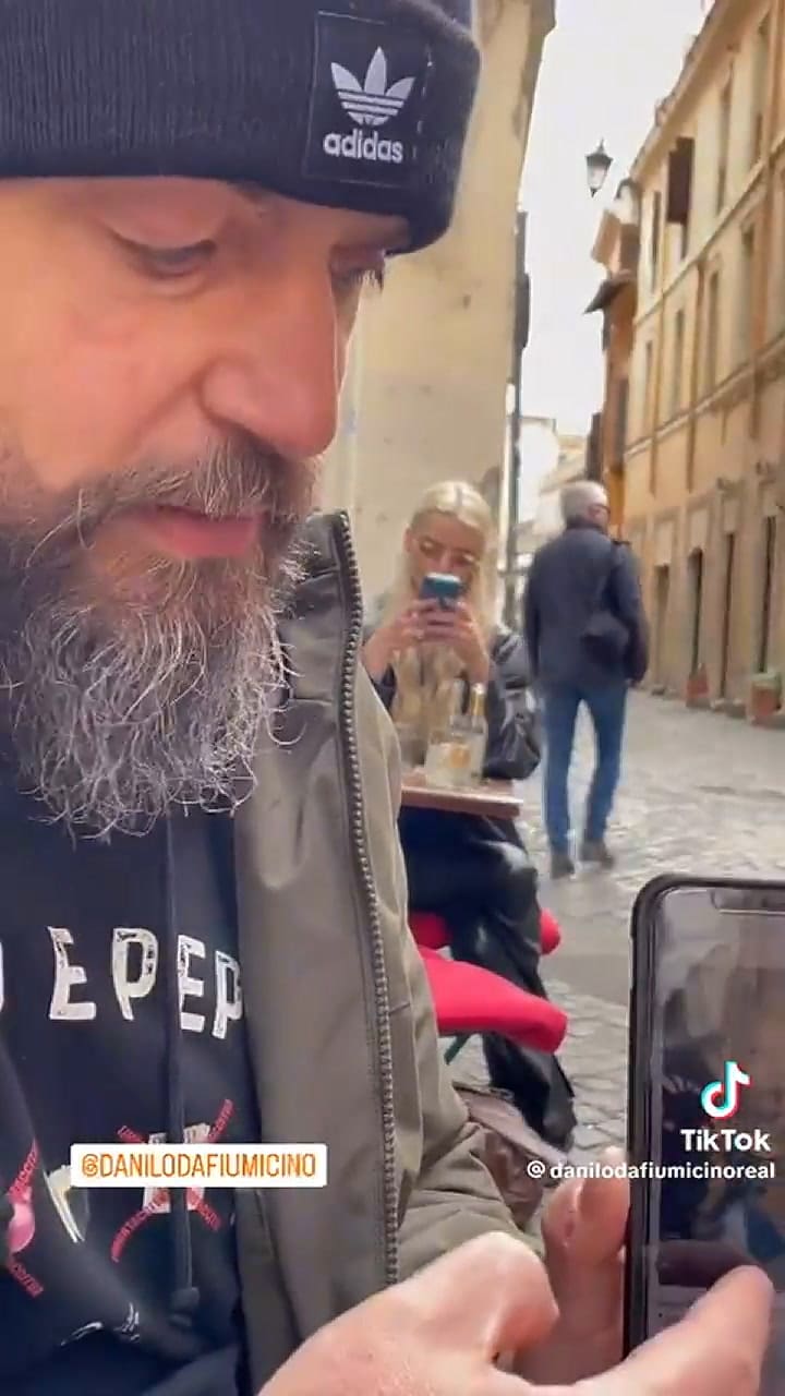 Se cruzó a una famosa y su reacción se viralizó