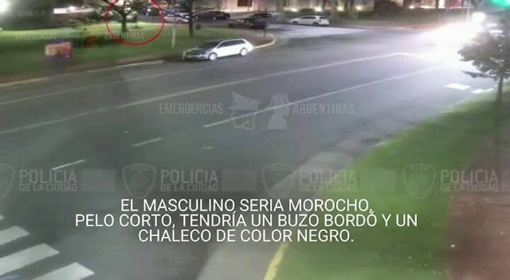 Brutal ataque a una mujer policía en Palermo