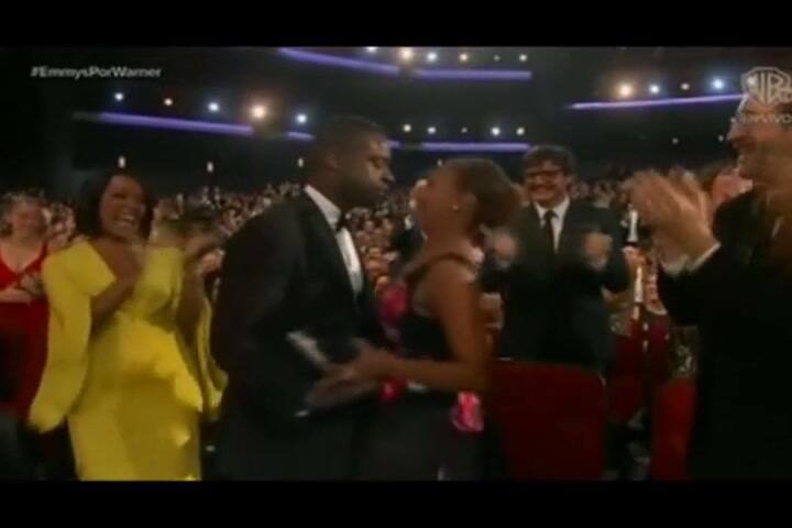 Sterling K Brown: Mejor actor de reparto EMMY''S 2016 - Fuente: Warner