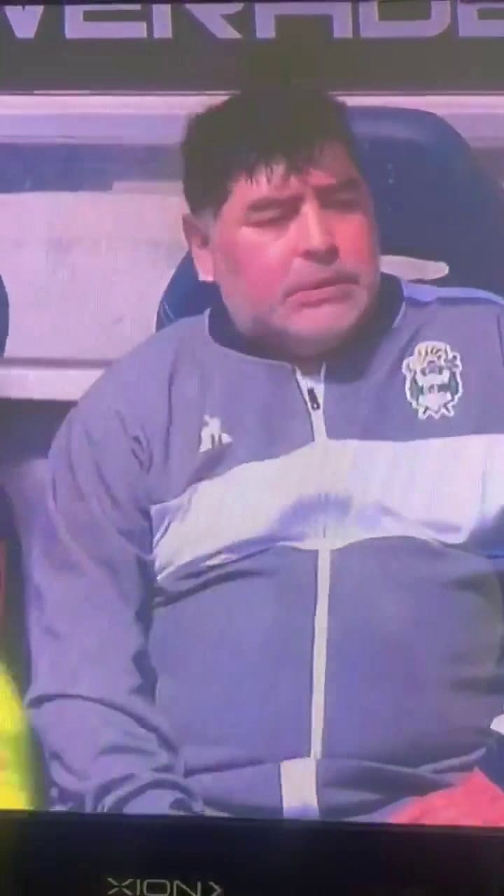 Gimnasia lo empató a los 6. Dos minutos después, gol de Racing. 2-1