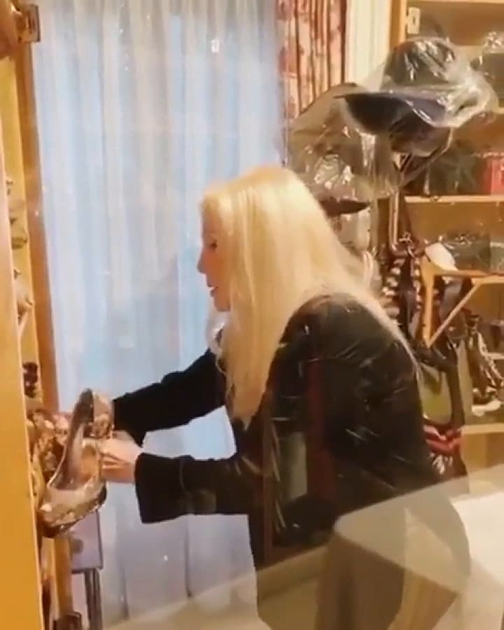 Susana Giménez nos invita a donar para la campaña #ENSUSZAPATOS de la Cruz Roja