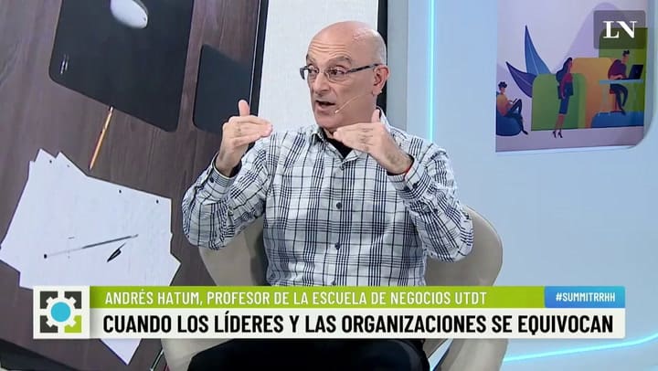 Tipos de líderes que resultan ineficientes: el burócrata inerte y el idealista bobo.
