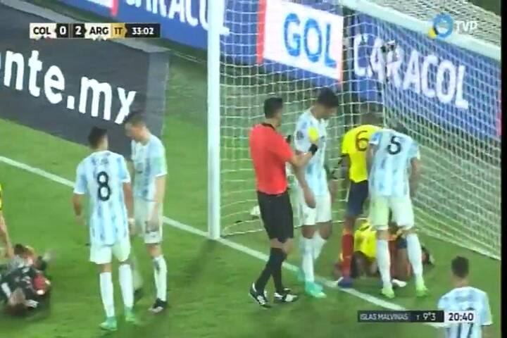 El golpe de Emiliano Martínez