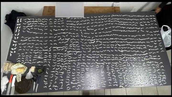 Arrestan a un narco con tobillera electrónica con más de un kilo de droga