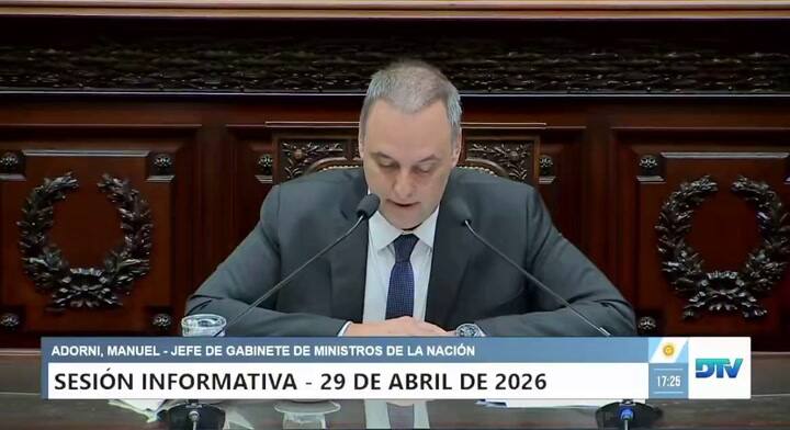 Adorni: "Lo que están sugiriendo es que alguien estuvo espiando al jefe de Gabinete y su familia”