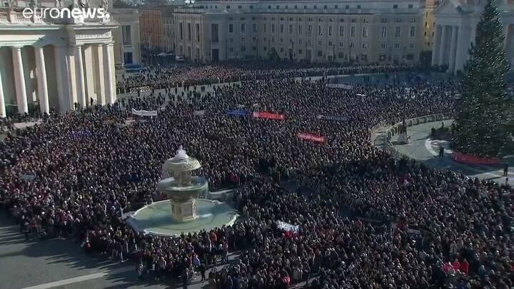 La disculpa del papa Francisco tras el altercado con la feligresa - Fuente: EuroNews