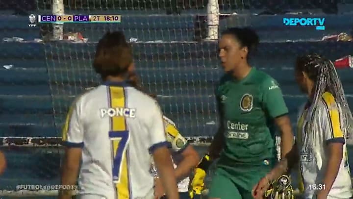 El mejor festejo del año: las jugadoras de Platense emularon el video viral de Eduardo y Juan Cruz y