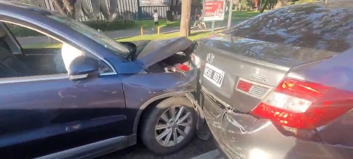 Choque múltiple en avenida Figueroa Alcorta
