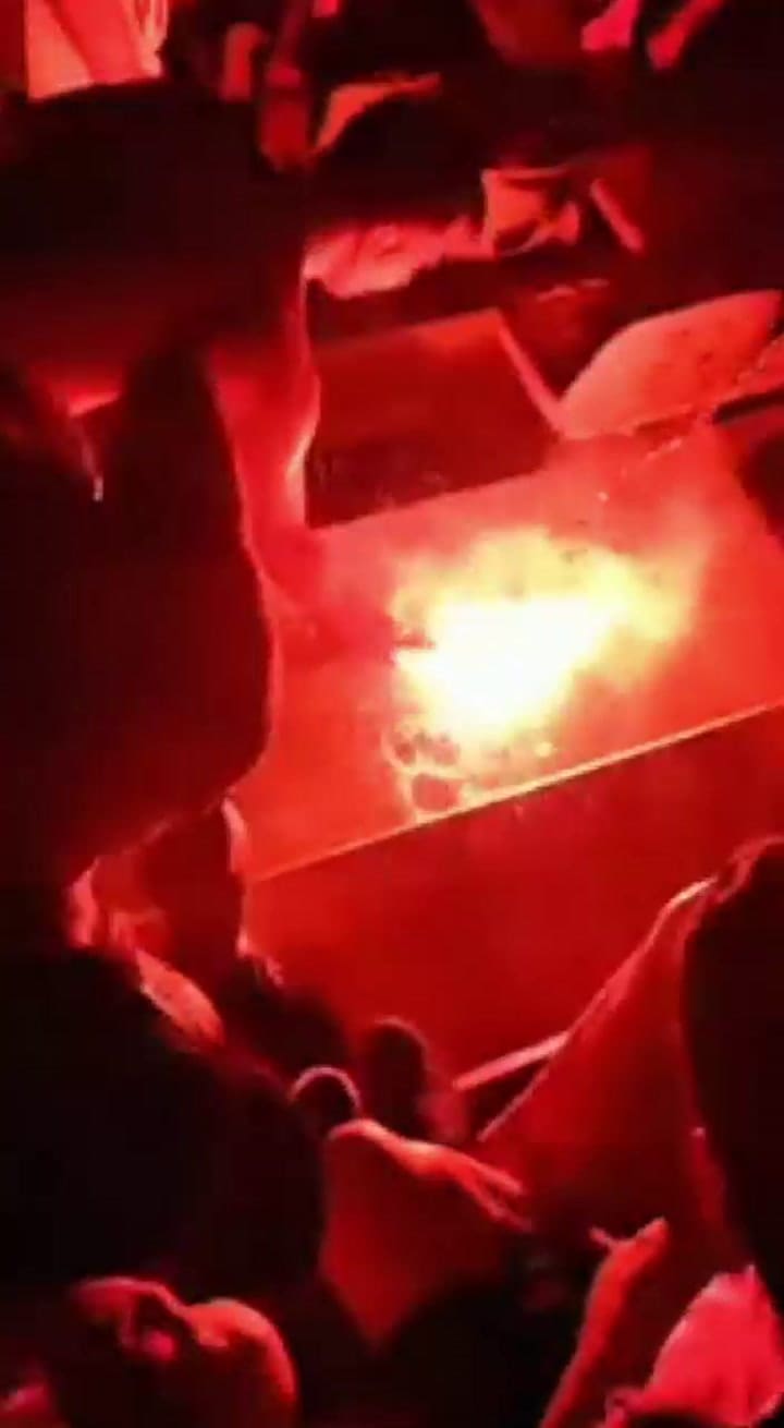 Tensión en el recital de la banda del Indio: el momento del desmayo de la mujer