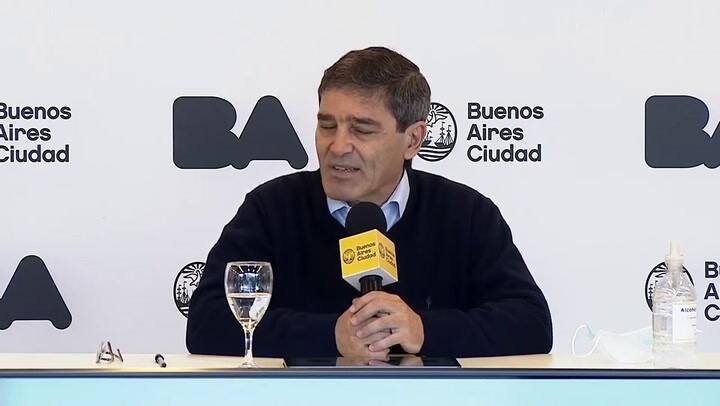 Fernán Quirós se refirió a las relaciones sexuales en el contexto de distanciamiento social