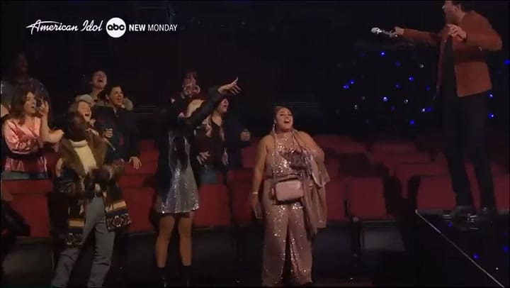 El accidente de vestuario de Katy Perry en American Idol que dejó atónitos a los concursantes