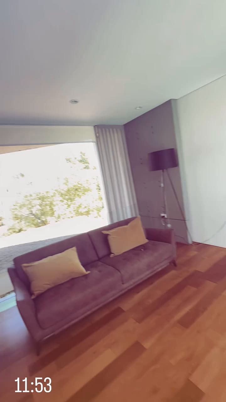 Instagram Mauroicardi Stories 3505619964981419636