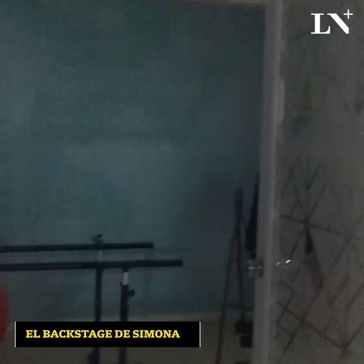 El backstage de Simona