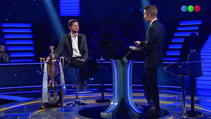 El piloto de carreras Mauro Giallombardo participó de Quién quiere ser millonario - Fuente: Telefé