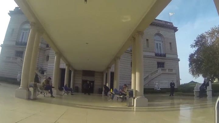 Allanamiento en Hipódromo y Casino