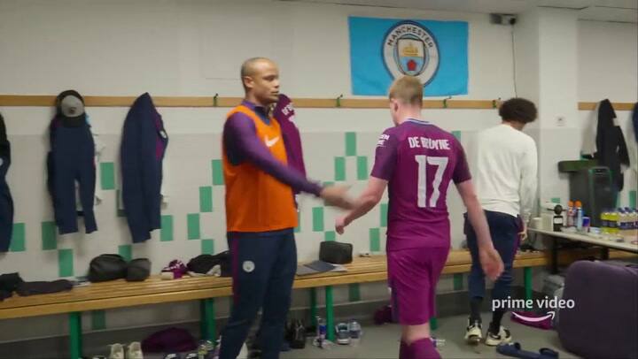 La charla de ánimo de Pep Guardiola en el entretiempo. Fuente: Man City