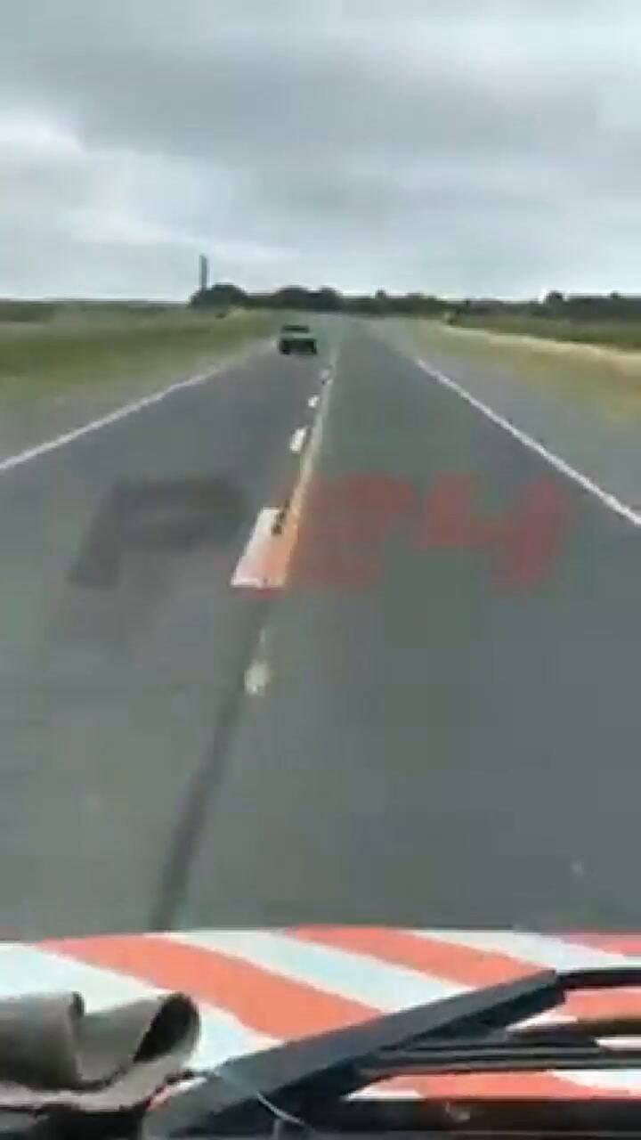 Personal AUBASA detecta el vehículo conducido por policías en estado de ebriedad