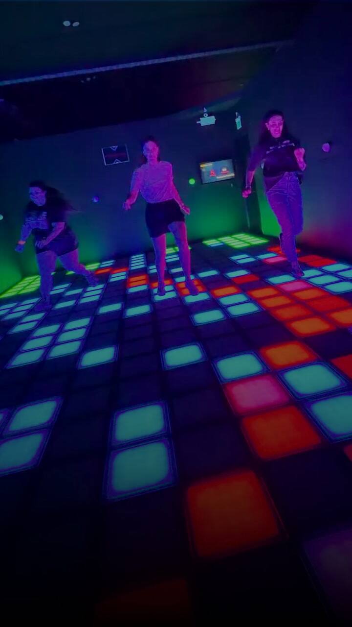 Lumiverse: el primer local exclusivo de juegos LED interactivos