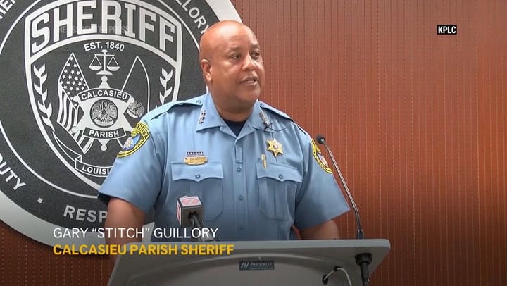 Rescatan un bebé en Louisiana que sobrevivió al huracán Beryl