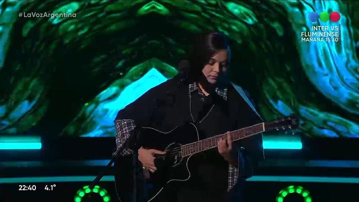 Franca Castro Videla canto "Something’s got a hold on me"