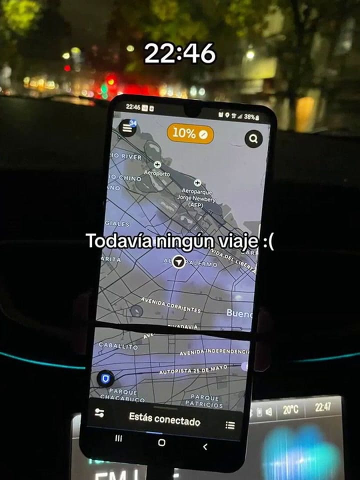 Un joven mostró cuáles son sus ganancias trabajando en el transporte de pasajeros