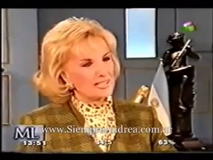 El día que Mirtha Legrand descolocó a Andrea del Boca - Fuente: Youtube