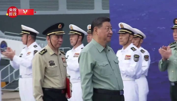 El portaaviones chino Fujian 1 y 2