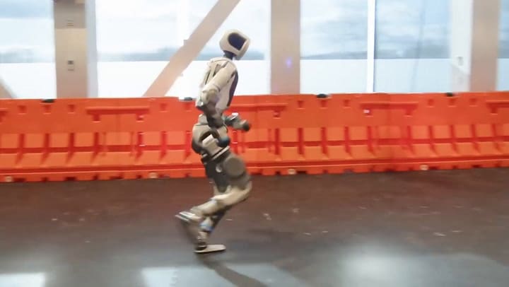 El robot Atlas de Boston Dynamics muestra cómo baila breakdance