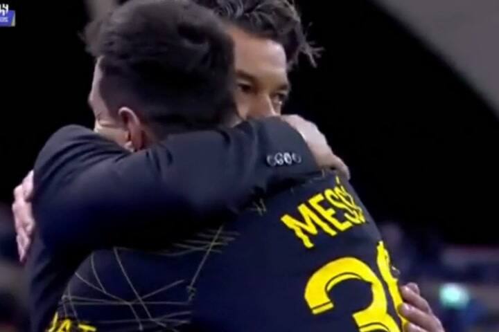 El sentido abrazo entre Lionel Messi y Marcelo Gallardo