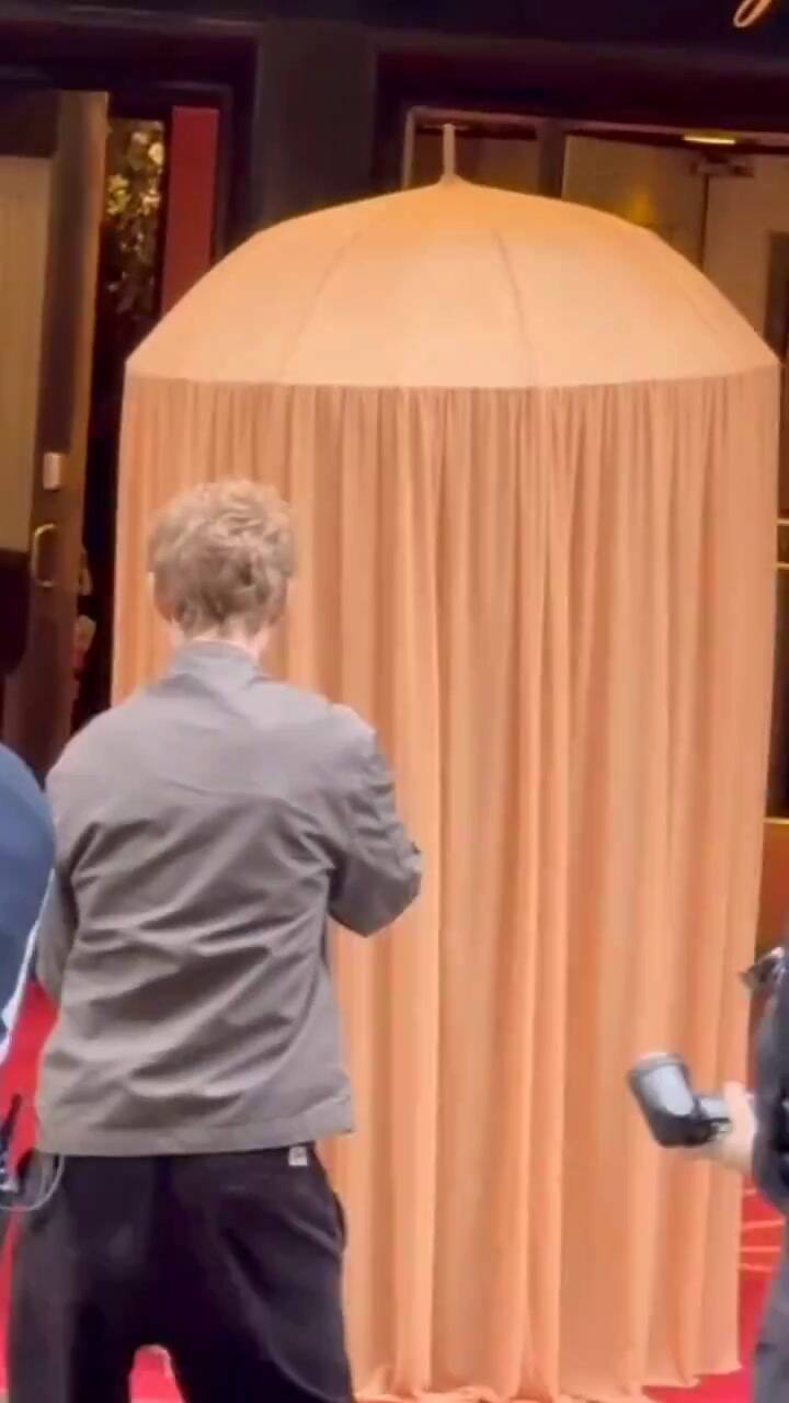 Karol G se escondió hasta llegar a la Met Gala