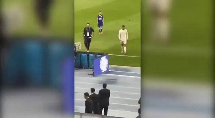 El gesto con el que le respondió Cristiano a la tribuna