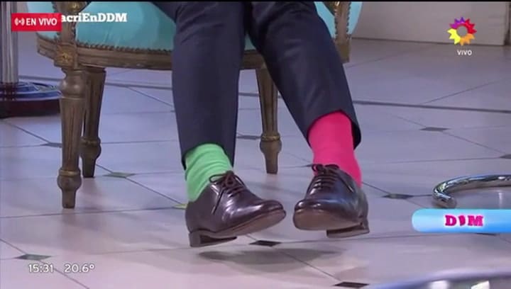 Macri explicó por qué usó dos medias distintas (Fuente: El Trece)