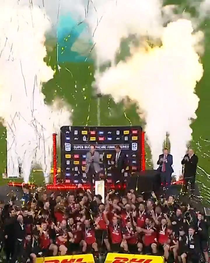 La celebración final de Crusaders