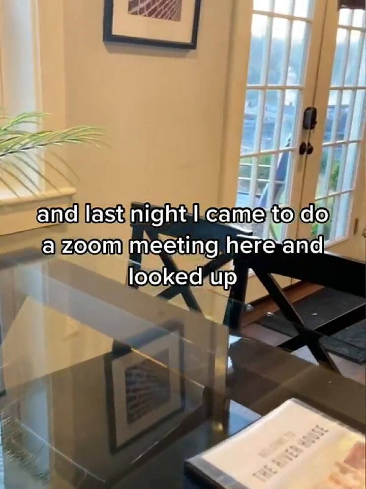 La mujer reveló la insólita situación en TikTok