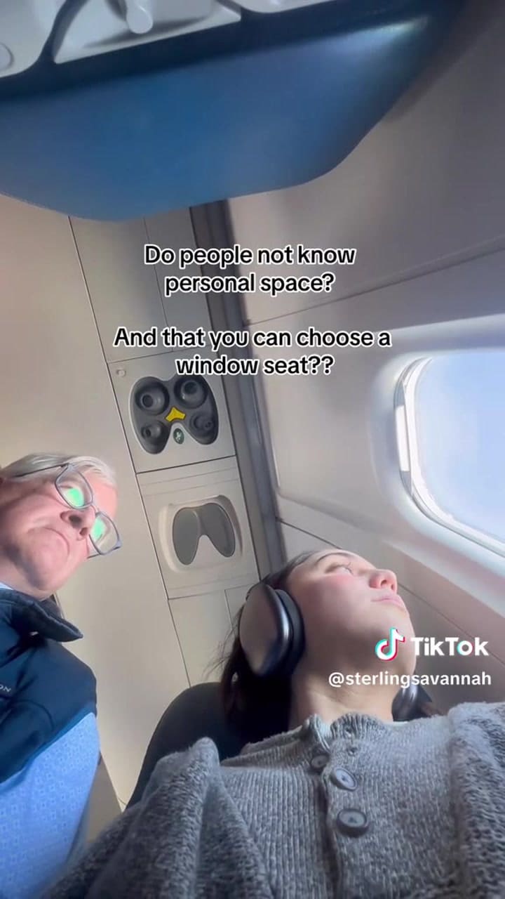 Viajaba en avión del lado de la ventanilla y filmó la peor pesadilla de todo pasajero