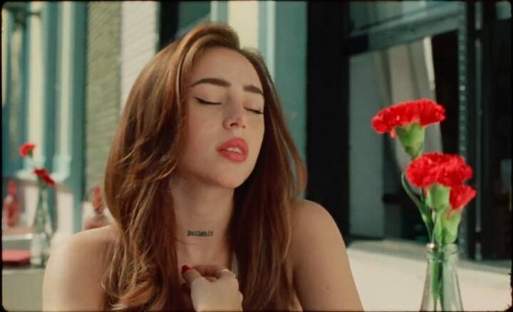 Nicki Nicole - Ojos Verdes (Official Video)