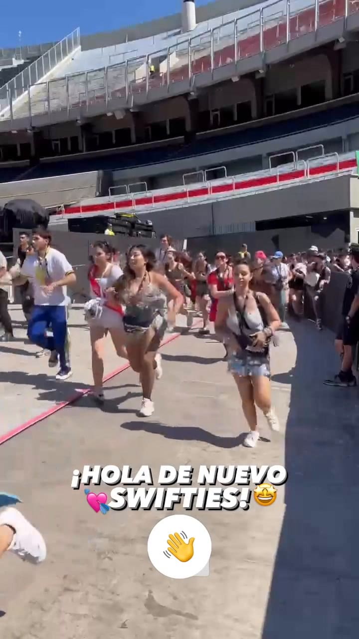 6644de3075c7047e614ea61934af8990 Video Dashinit.