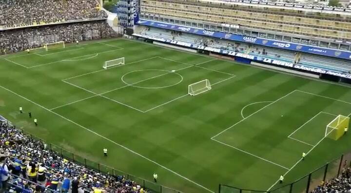 Boca entrena a puertas abiertas