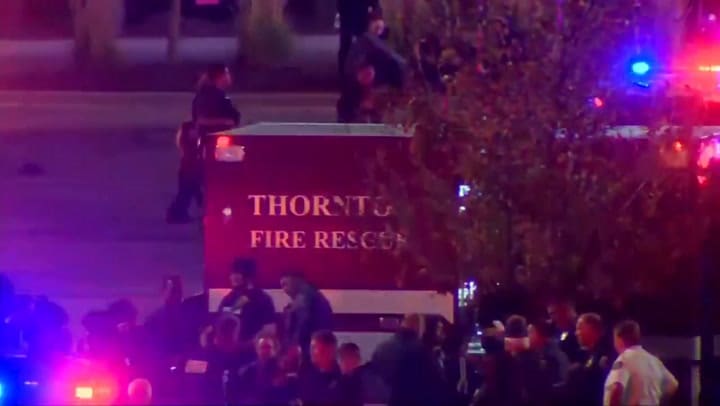 Un hombre abrió fueron en un supermercado Walmart de Colorado